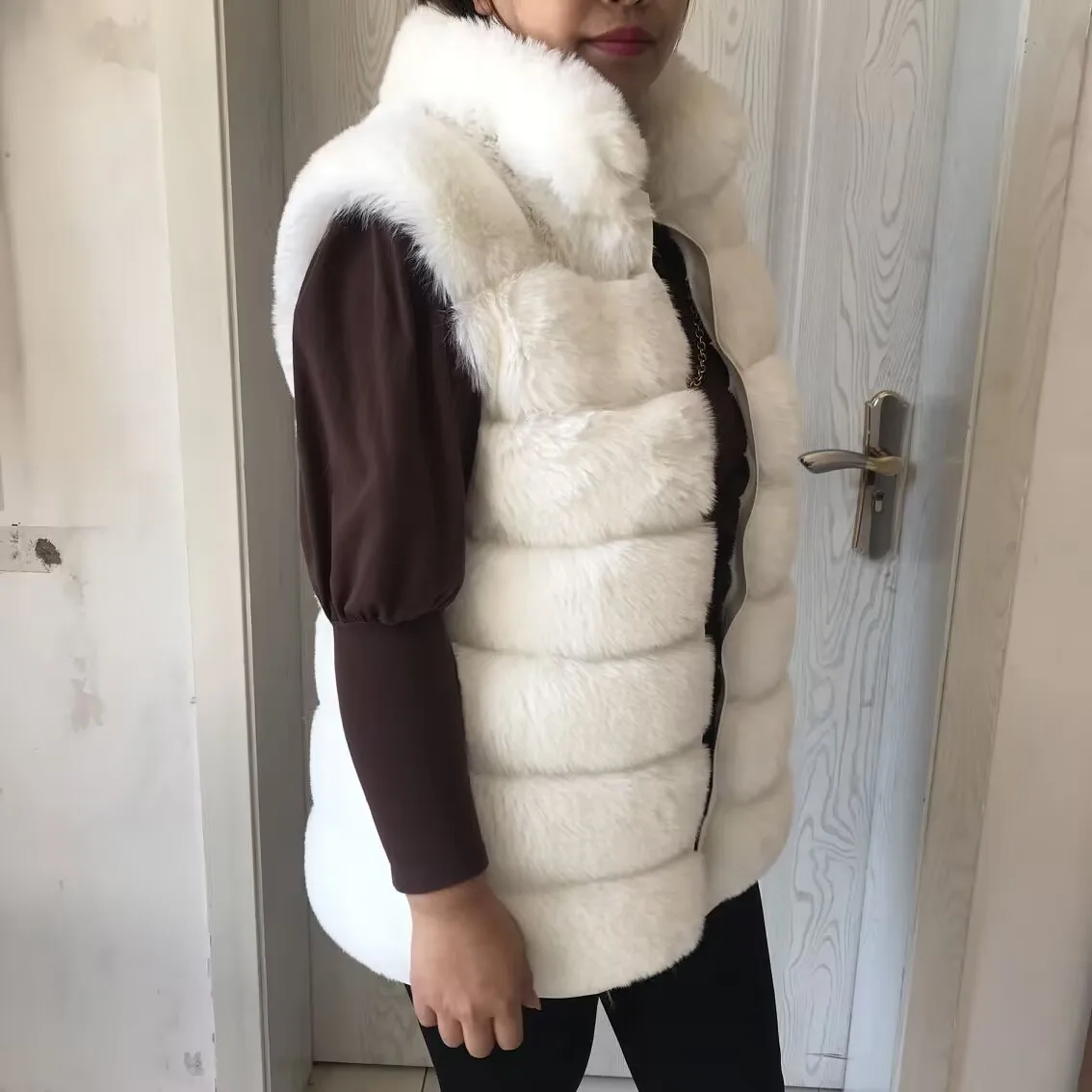 2023 new fur vest women\'s autumn and winter faux fur vest plus stand collar Imitation furry fox artificial fur fashion coat