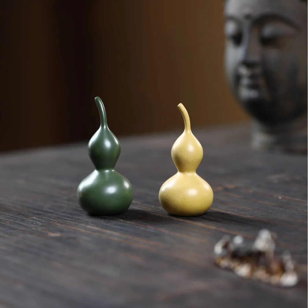 

Yixing Purple Clay Gourd Pet Ornament, Exquisite Collectible, Creative Handmade Tea Accessory, Brings Wealth And Fortune