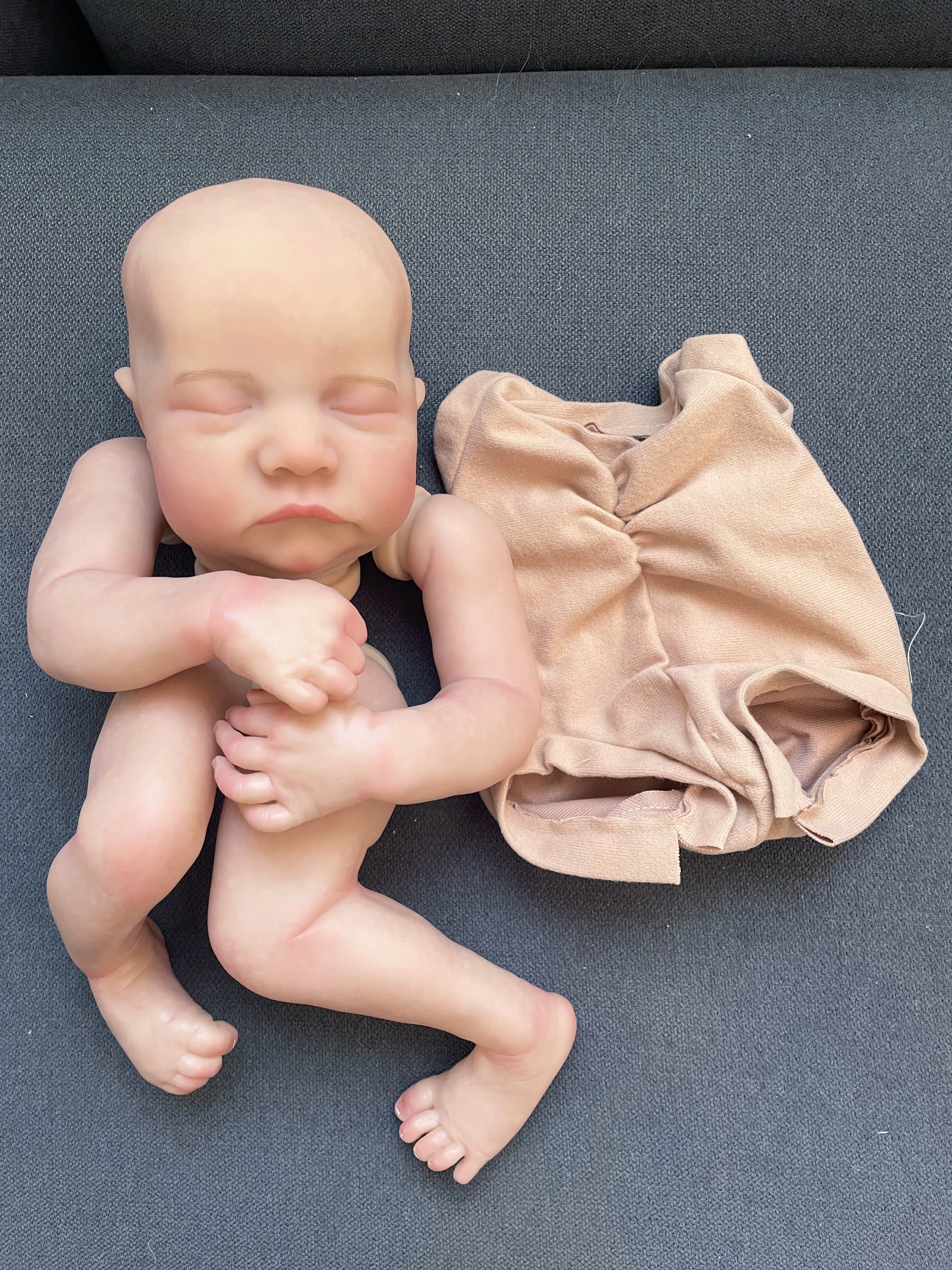 

19inch Levi Sleeping Reborn Doll Kit Lifelike 3D skin Multiple Layers Painting Doll Parts With Visible Veins No Hair