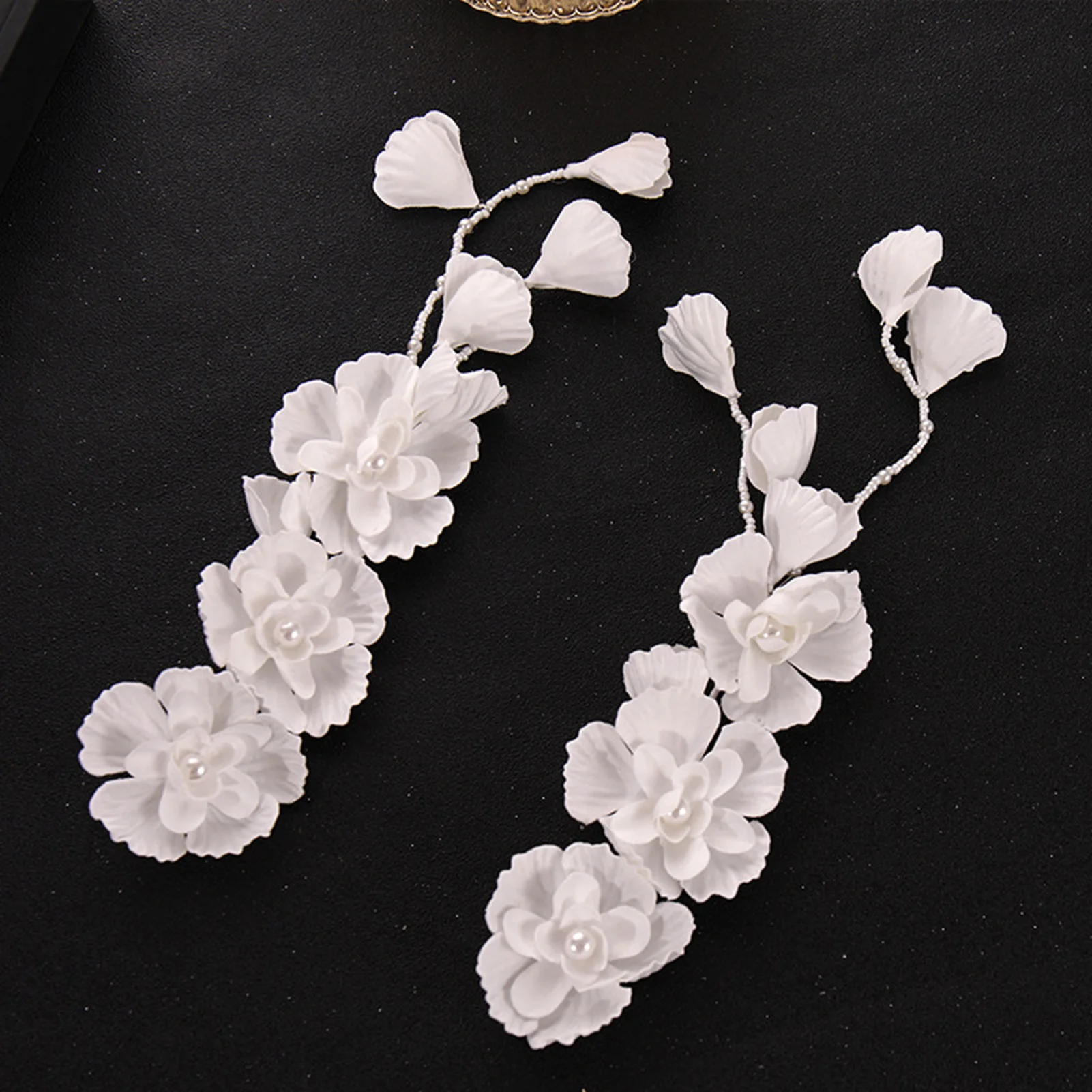 Eleganter weißer Blumen-Hängekranz Kopfschmuck für Hochzeiten und Partys, Blumen-Haarreif, florales Haarschmuck-Accessoire, Haarstyling-Tools – Detail 5