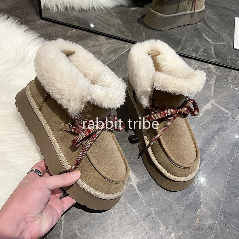 

2025 New Snow Boots Thick Bottom Fukara Strap Sheepskin and Fur Integrated Snow Boots Wool Strap Short Boots Thick Soled Boots