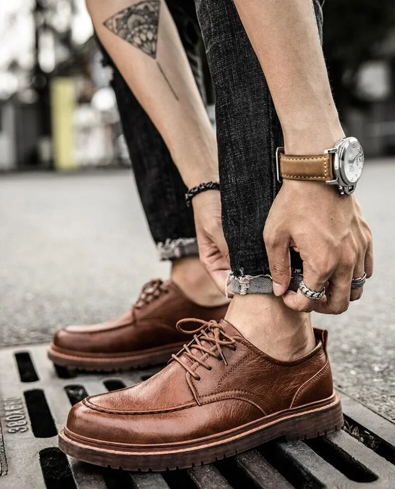 Autumn New Men Shoes Brogue Casual Shoes Men Genuine Leather Shoes Work Boots Business Casual Sneakers