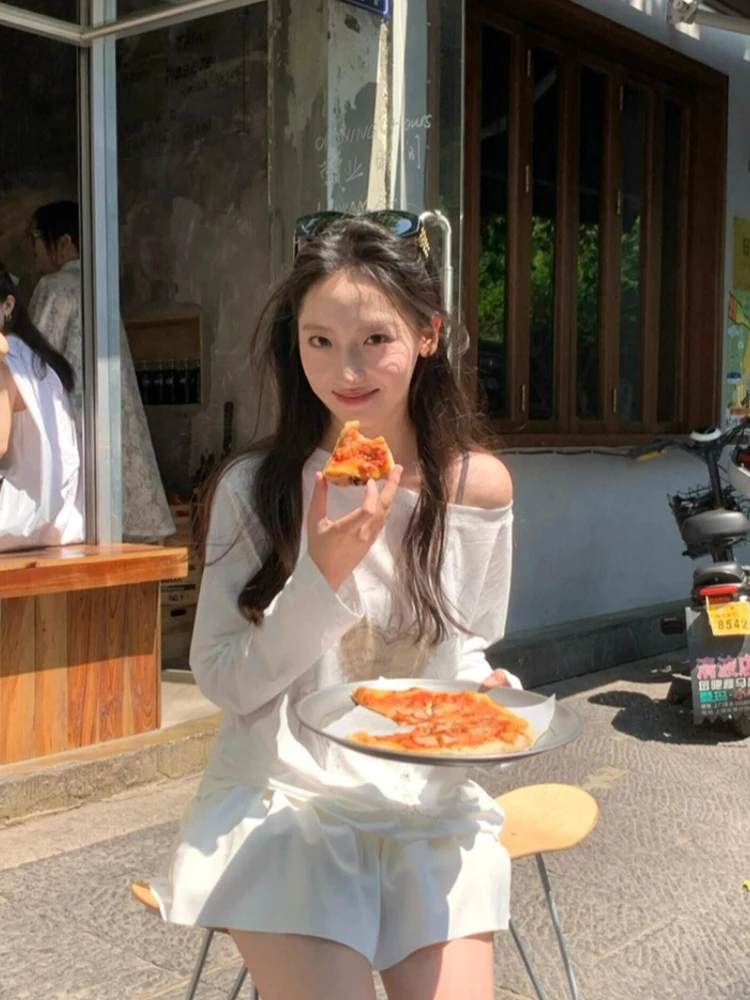 ADAgirl Kawaii White Long Sleeve T-shirts for Women Anime Cartoon Graphic Oversized Tees O-neck Casual Loose Autumn Clothes Chic