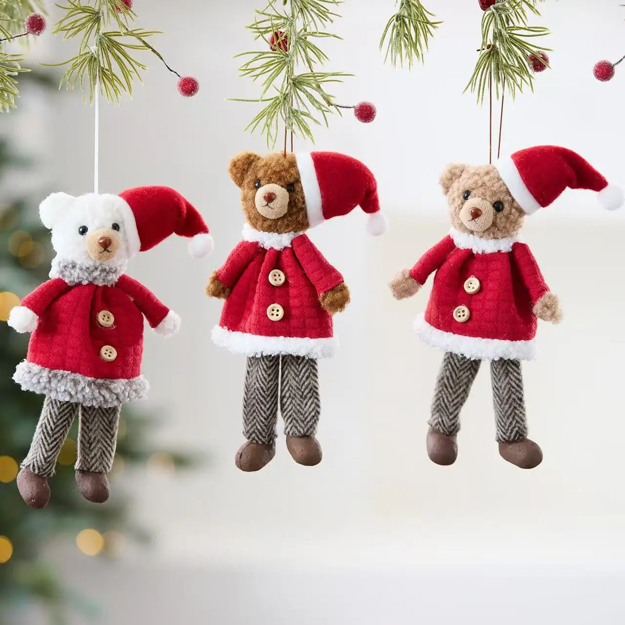 

2025 New Cute Hat Bear Ornaments for Christmas Tree Decorations Creative Fabric Animal Pendants Kids Bedroom Decor Xmas Gifts