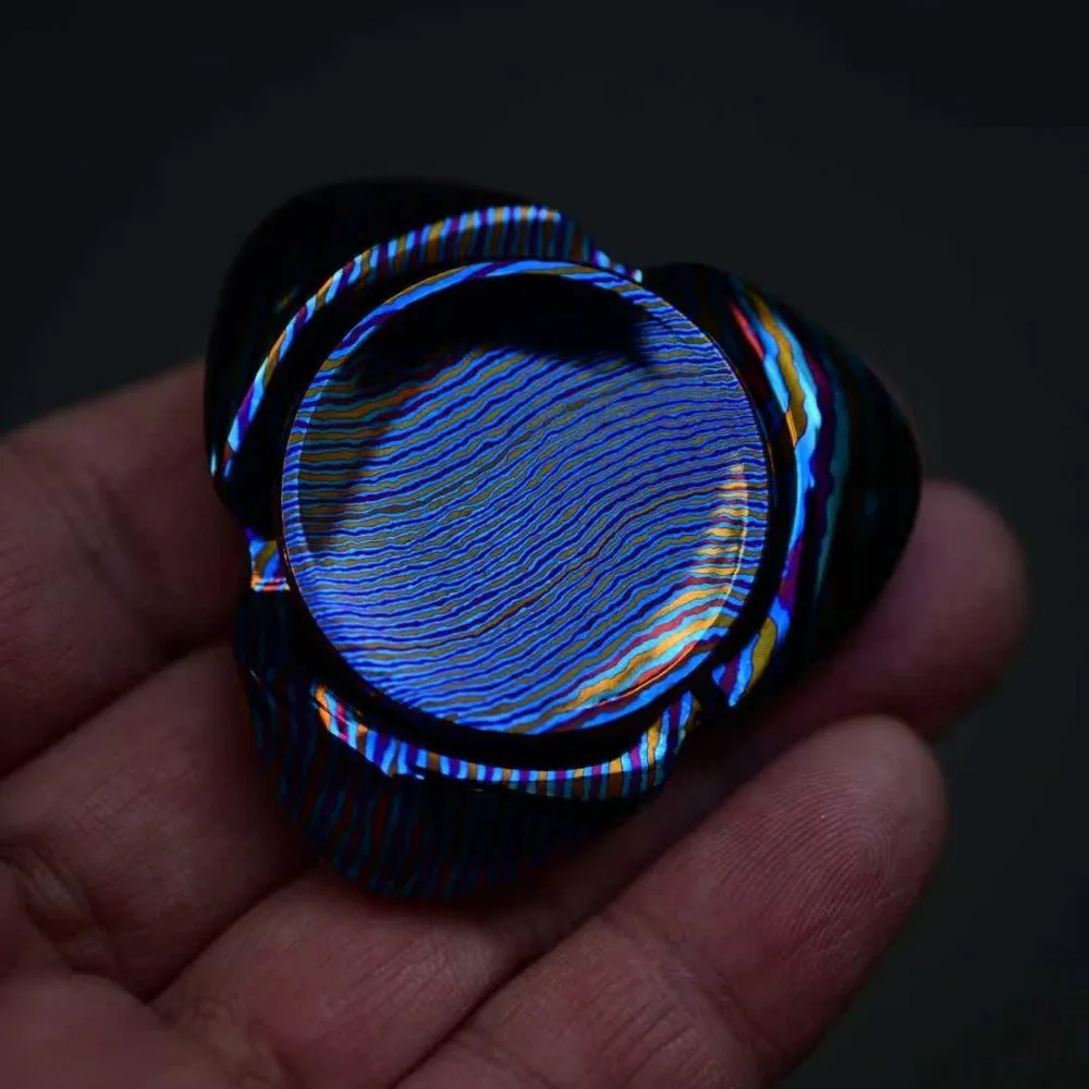 TMAX EDC Aringhe Fidget Spinner Timascus Fidget Giocattoli Per Adulti Giroscopio Maneggiatura Sensazione Spinner A Tre Lame Alleviare L'ansia Gadget