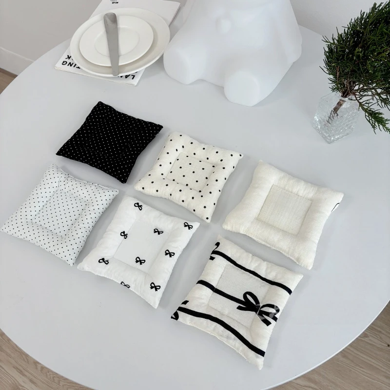 Black and White Polka Dot Butterfly Knot Cotton Coaster Square Table Cloth Heat Insulation Mat Coffee Cup Placemat Table Decor