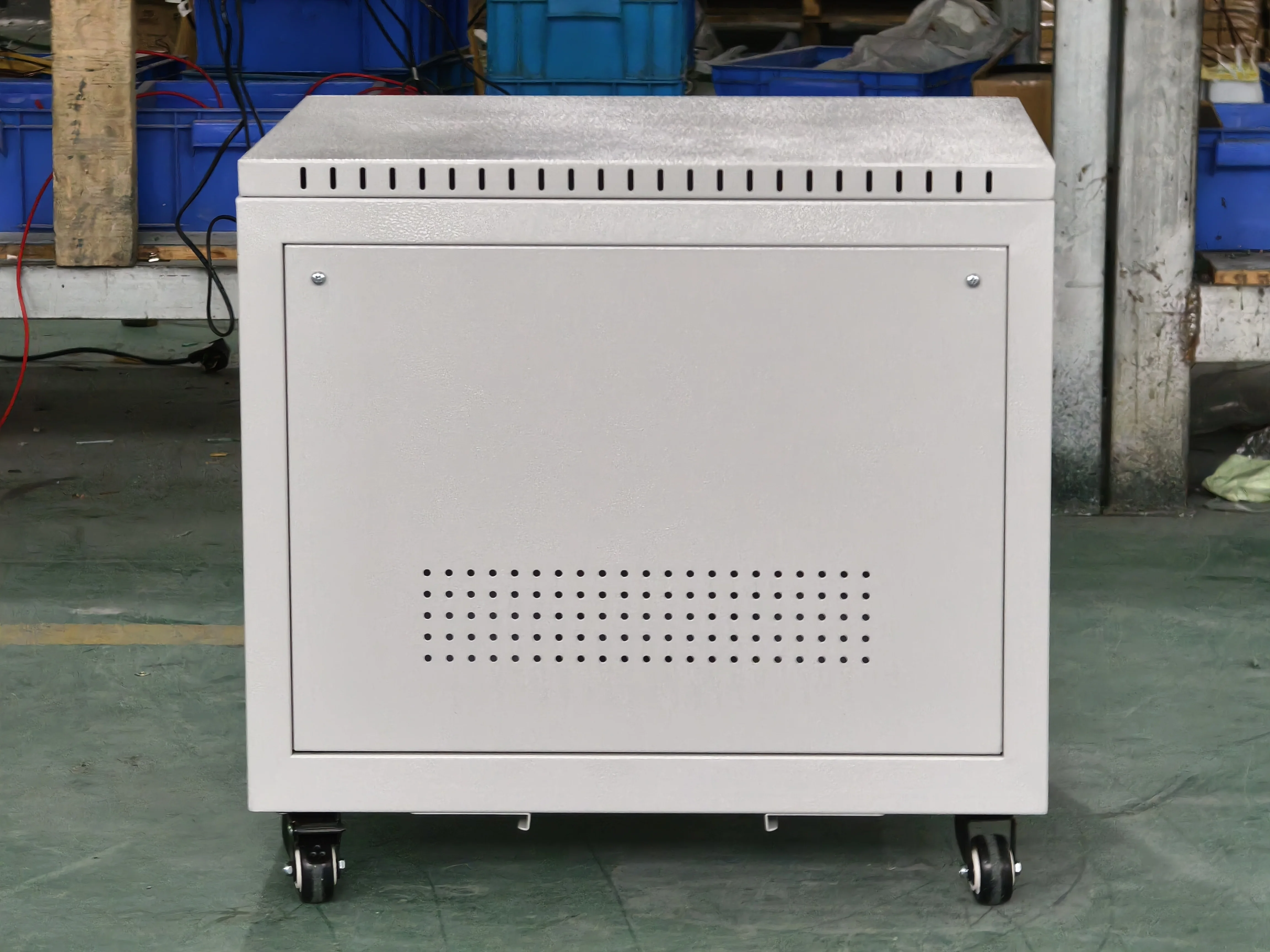 Transformator Step up 208v hingga 380v 50~60Hz Transformator Isolasi Otomatis Tiga Fasa