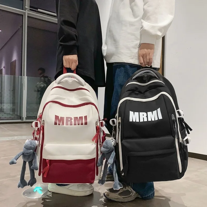 Sacs à dos de voyage pour femmes, sac d'école populaire, sac à dos noir pour filles, sacs à dos de sport de dessin animé pour femmes, sac de couple mignon pour les filles