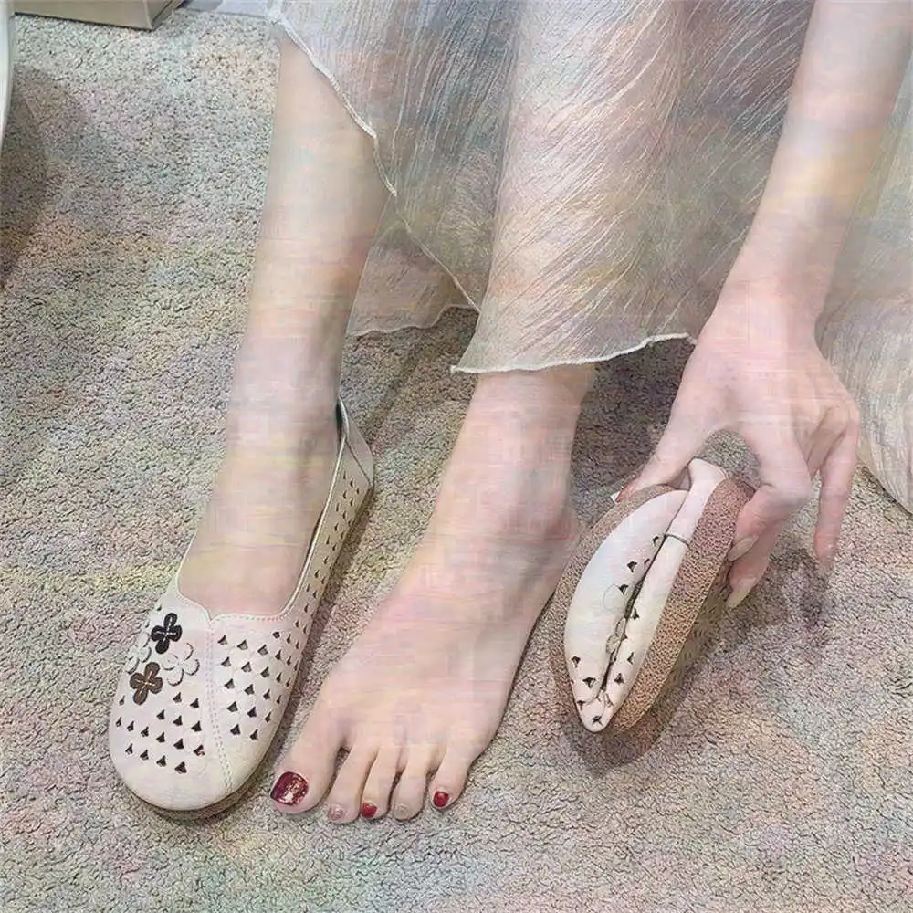 

Mocassini Mocasino Sneakers Women Brand Walking Mocasin Shoes Ladies Fashionable Sports Super Deals Chassure League Novelty