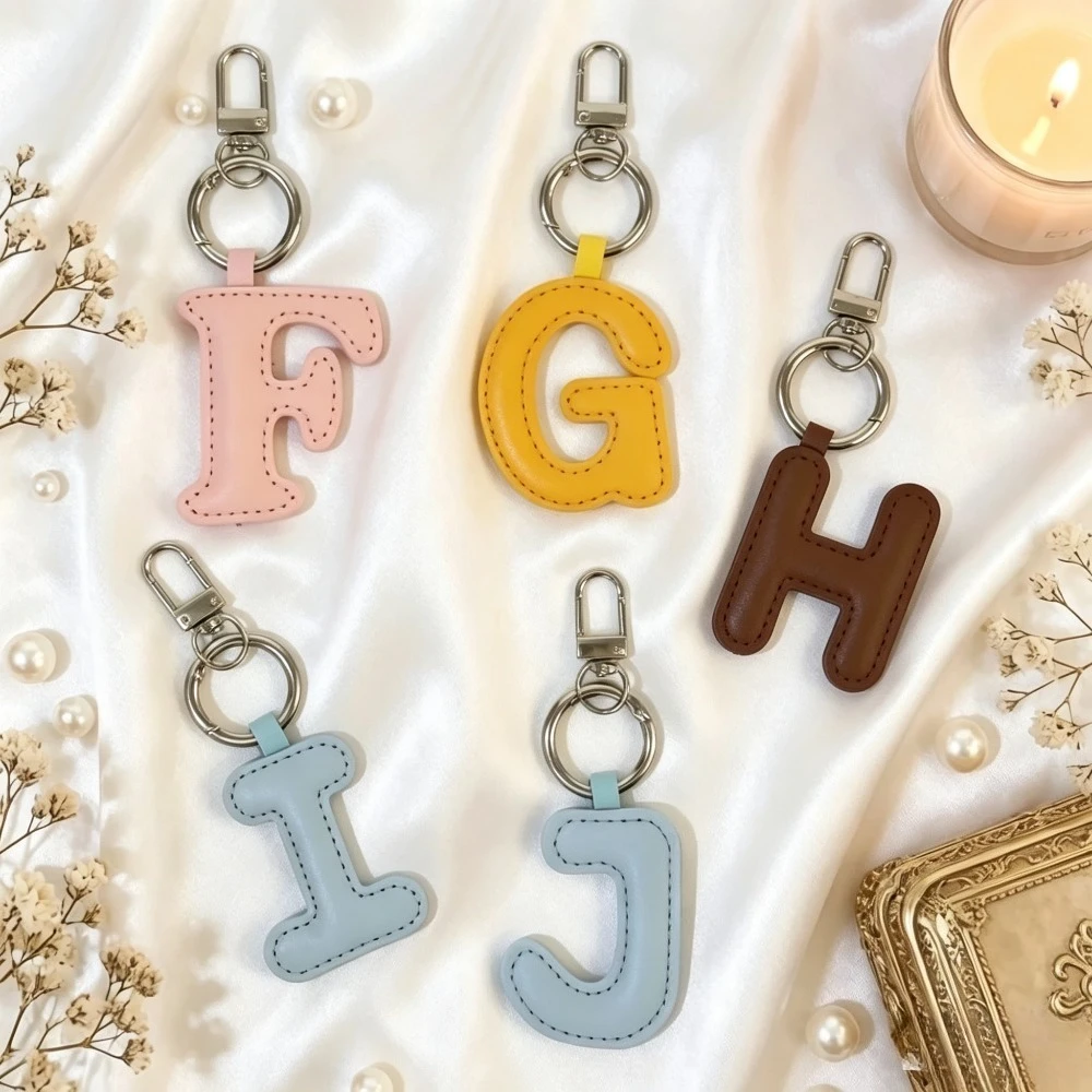 Kawaii Schlüsselanhänger mit Buchstabenanhänger A-Z Alphabet Namensanhänger Metall-Karabinerhaken Rucksack Handtasche Taschenanhänger Geschenk für Mädchen – Detail 3