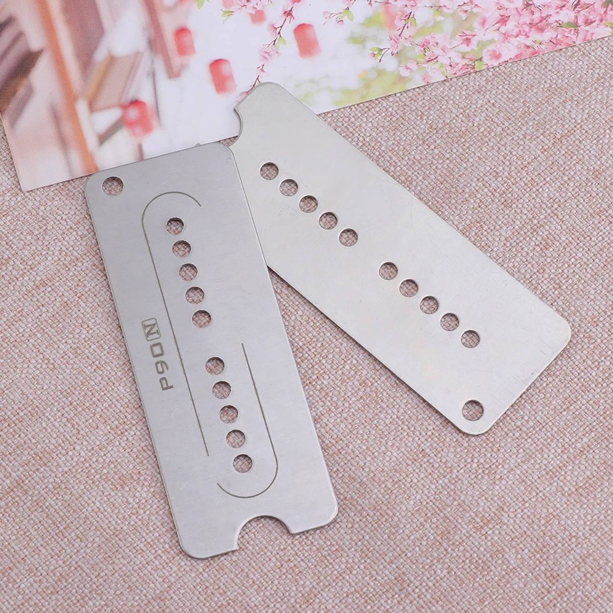 

2 PCS Guitar Neck Bridge Pickup Base Plate Cupronickel Soap Bar Style Guitar Baseplate 50mm 52mm Pole Spacing