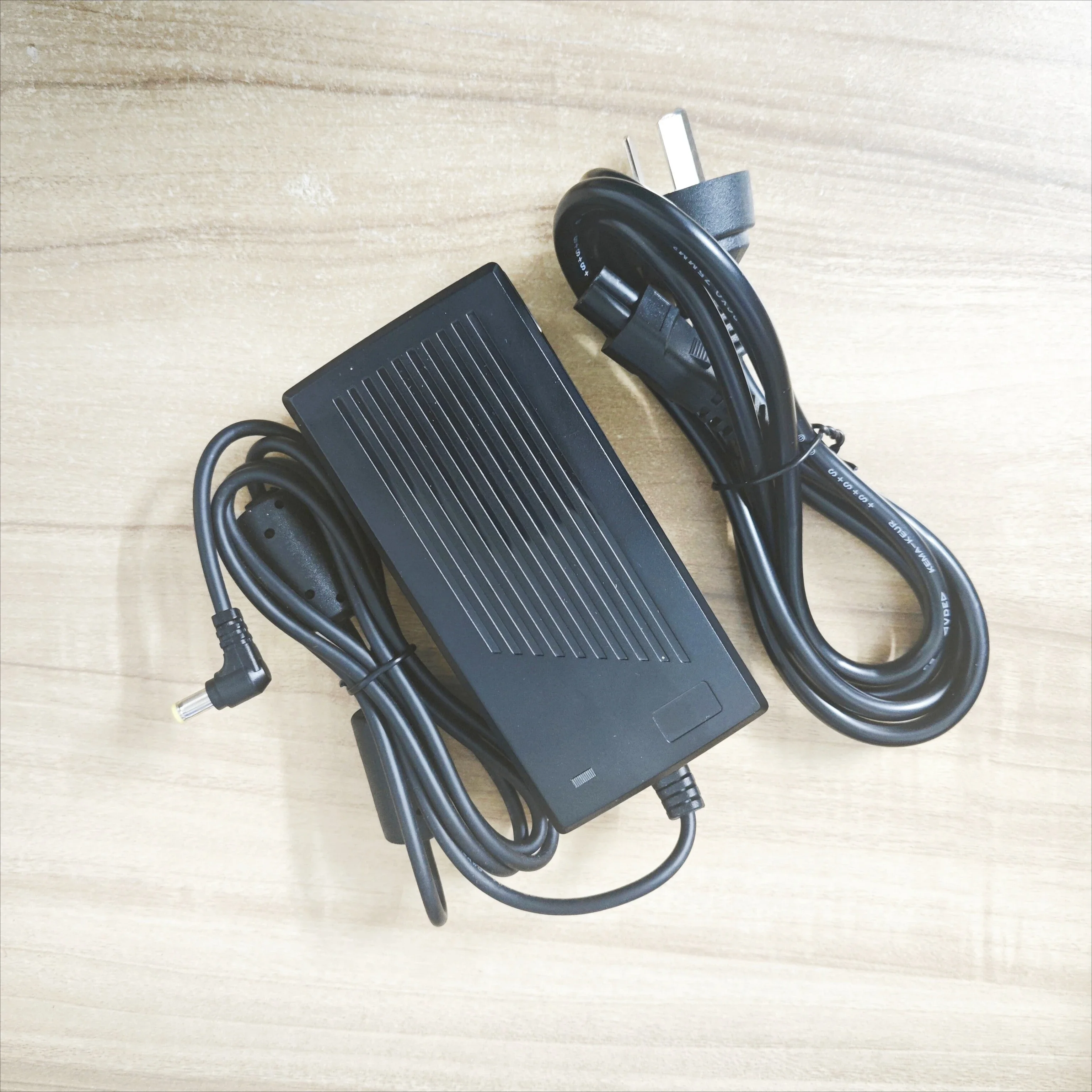 Limited Offer BJE1M-0080-N608 Respirator Medical Special Power Adapter 24V3.33A