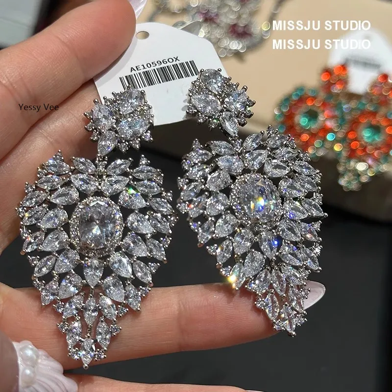 Yessy Vee Luxury Elegant Earrings Full Diamond Top Quality Heart Shape Colorfull Shining Earrings Bride Marriage Evening Party