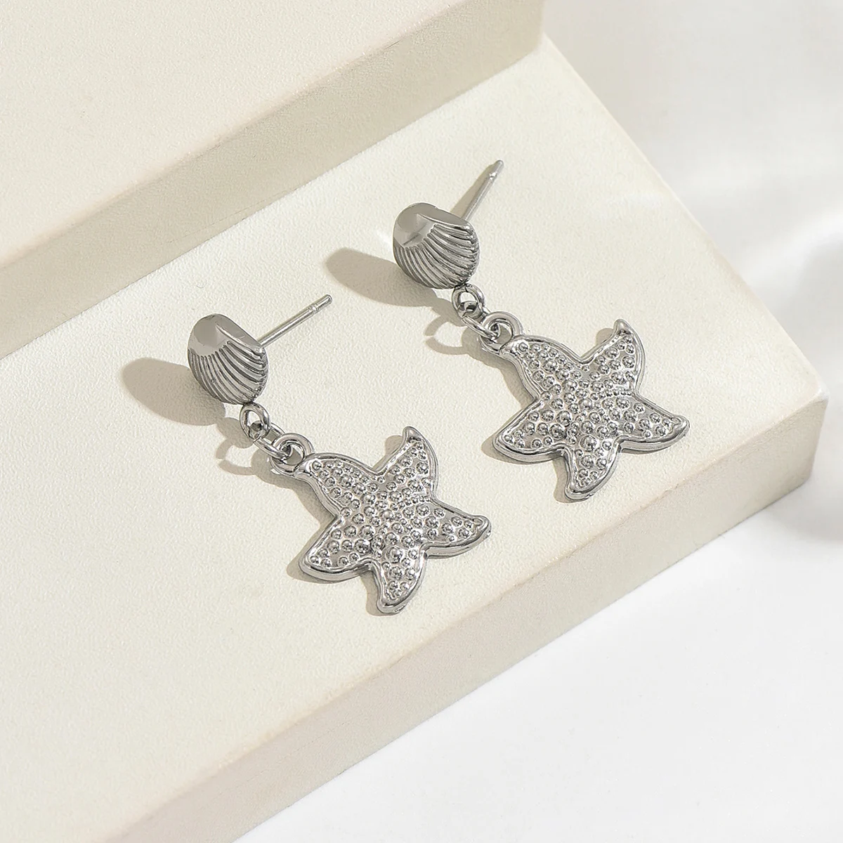1pcs Stainless Steel Ocean Stud for Women Simple Vacation 18K Gold Plated Starfish Seashell Geometric Earrings Jewelry