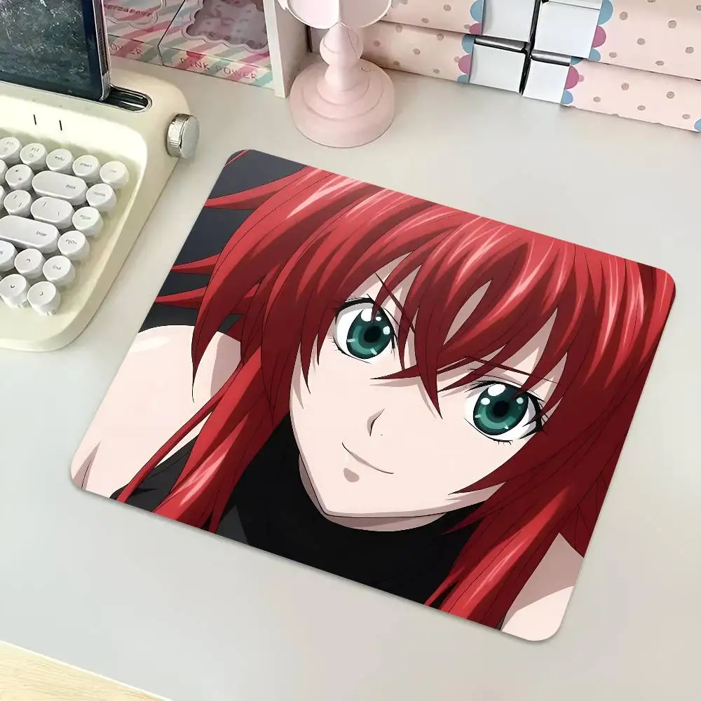 Anime H-High School DxD Mousepad Small LockEdge Mouse Pad For Gamers Computer Desk Pad Rectangular Anti-slip Rubber