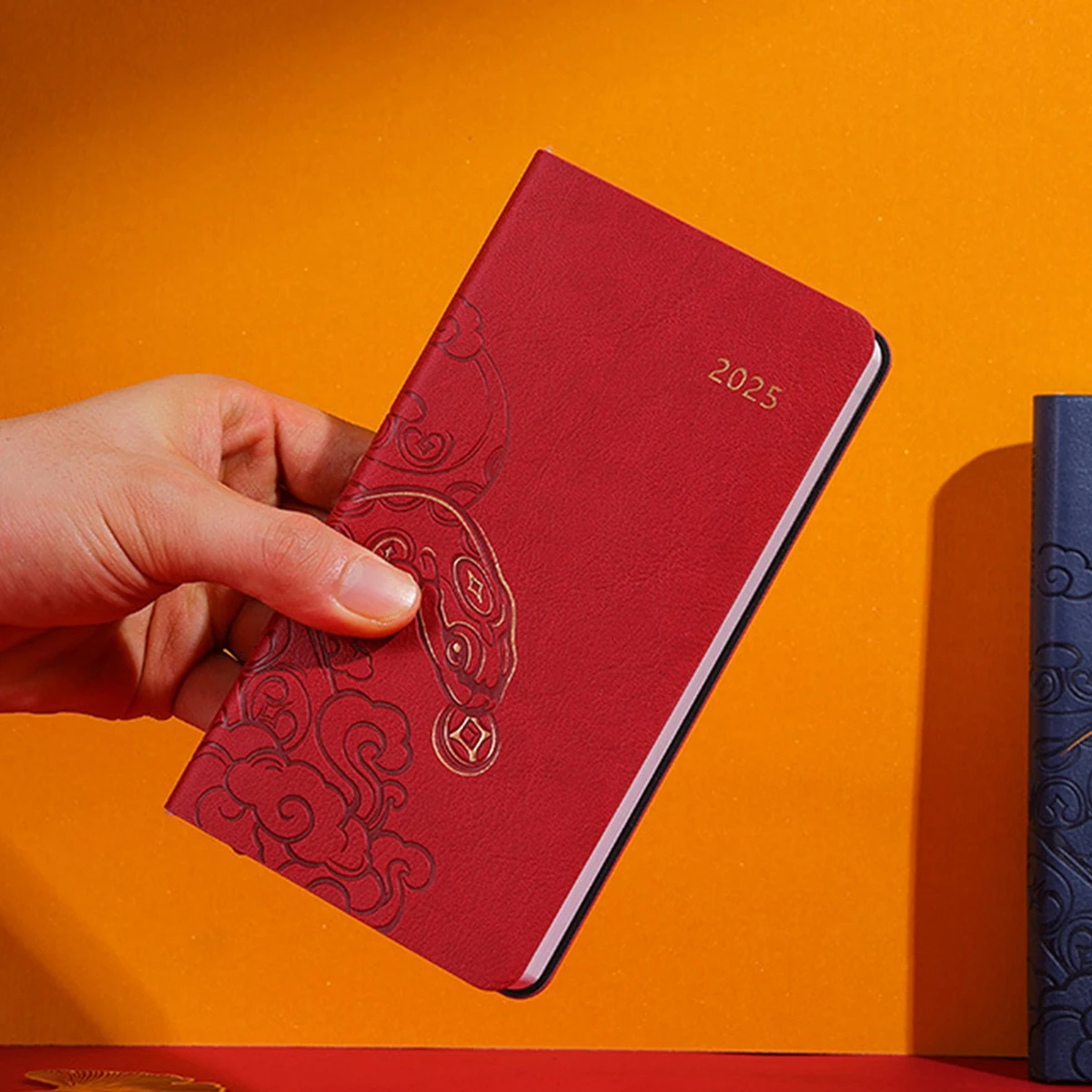 (Can Engrave Logo) A5 Leather 2025 Business Schedule, Student Daily Planner, 365-day Record Book, Notepad, Memo, 176 Sheets