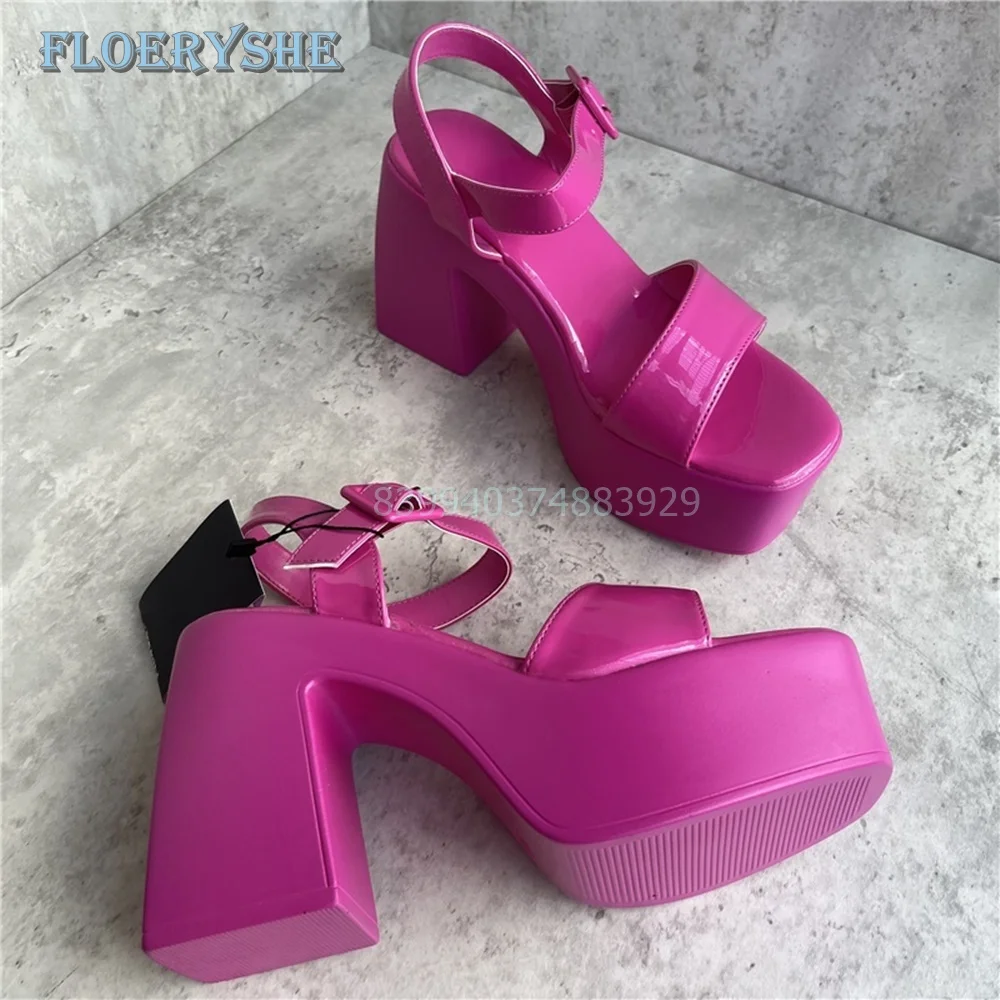 Sandalias con plataforma de charol para mujer, calzado con correa en el tobillo, color blanco y negro, Magenta sólido, novedad de verano 2024