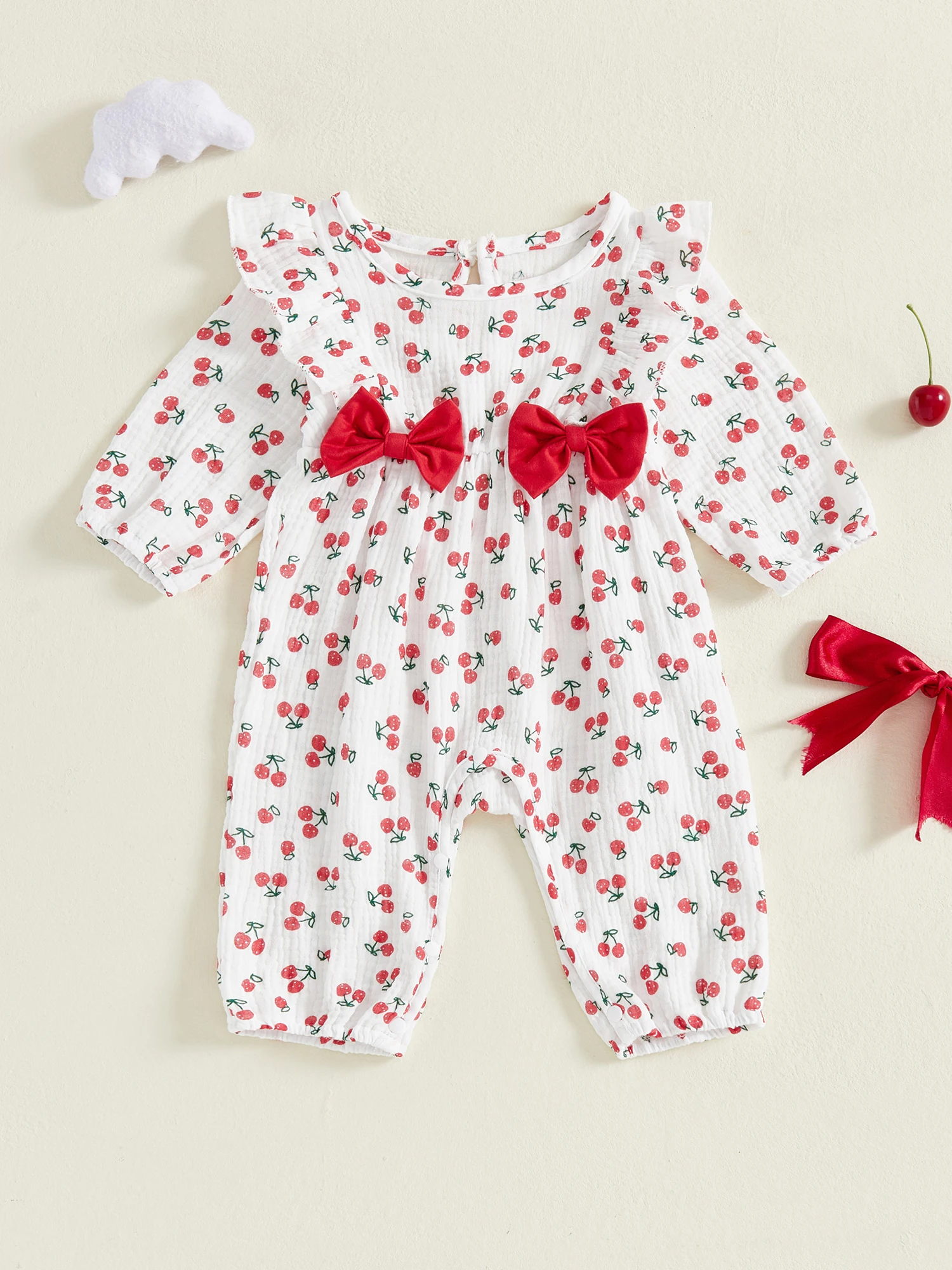 Entzückender Herbst für Kleinkinder mit niedlichem Kirschmuster, stilvollen langen Ärmeln und zarten Rüschendetails