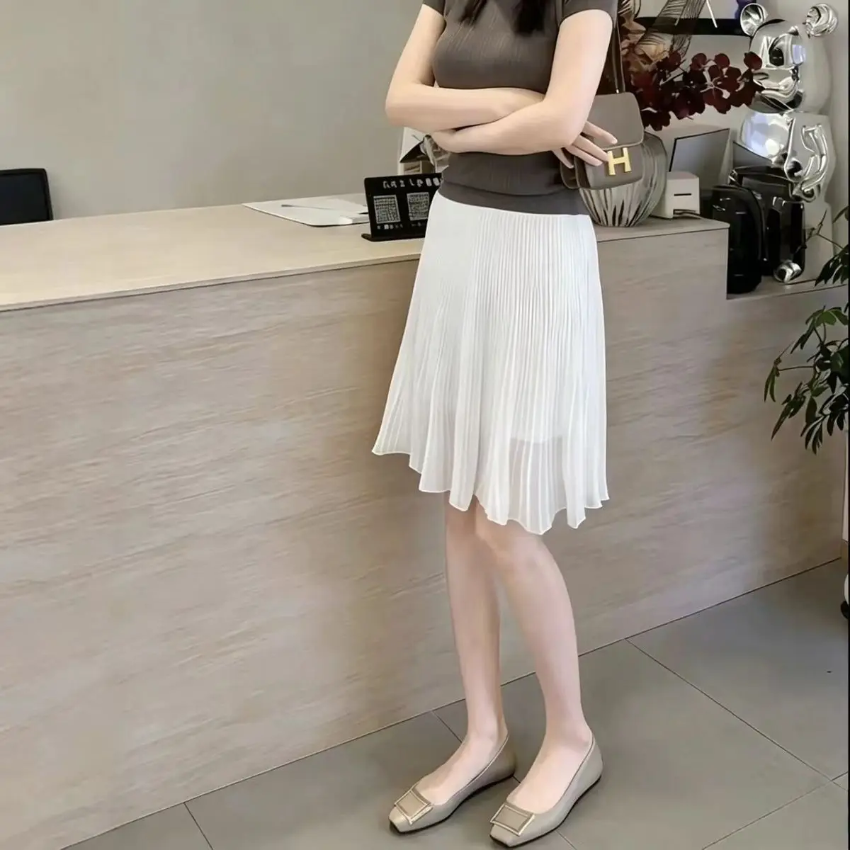 Women Chiffon Pleated Skirts Solid Elegant Elastic Waist Korean with Lining A Line Skirts Ladies Office Skirt Womens Clothing