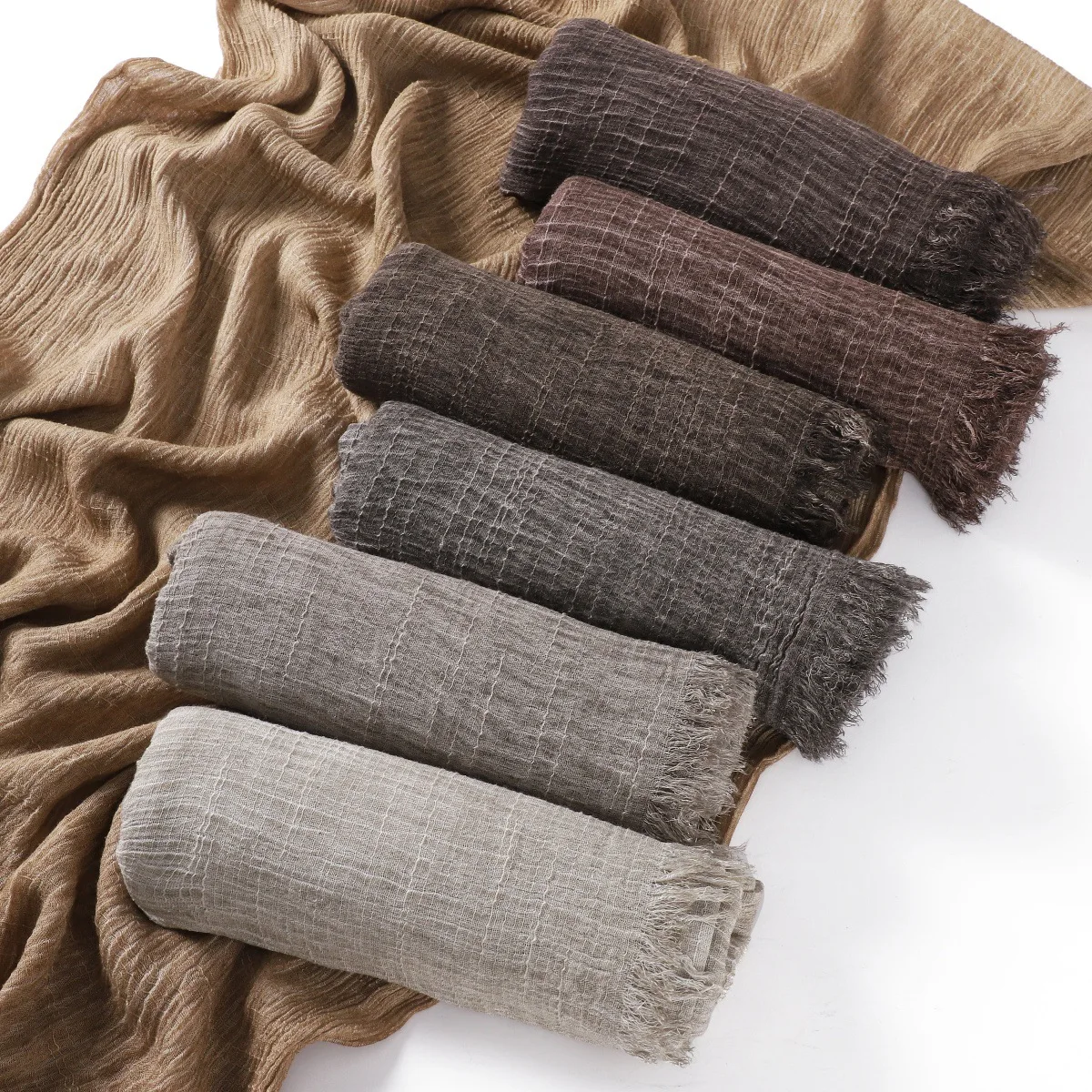 2025 New High Quality Solid Color Wrinkle Muslim Women Hijab Scarf Ramadan Shawl Headband Turban Islamic Hijabs Wraps Tassels