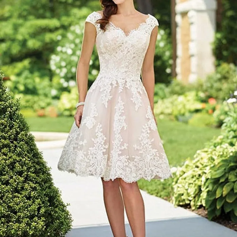 2026 Abito da sposa corto con scollo a V da donna vintage 2026 Applique in pizzo Backless Princess A-Line Abiti da sposa da sposa Robe De Mariage