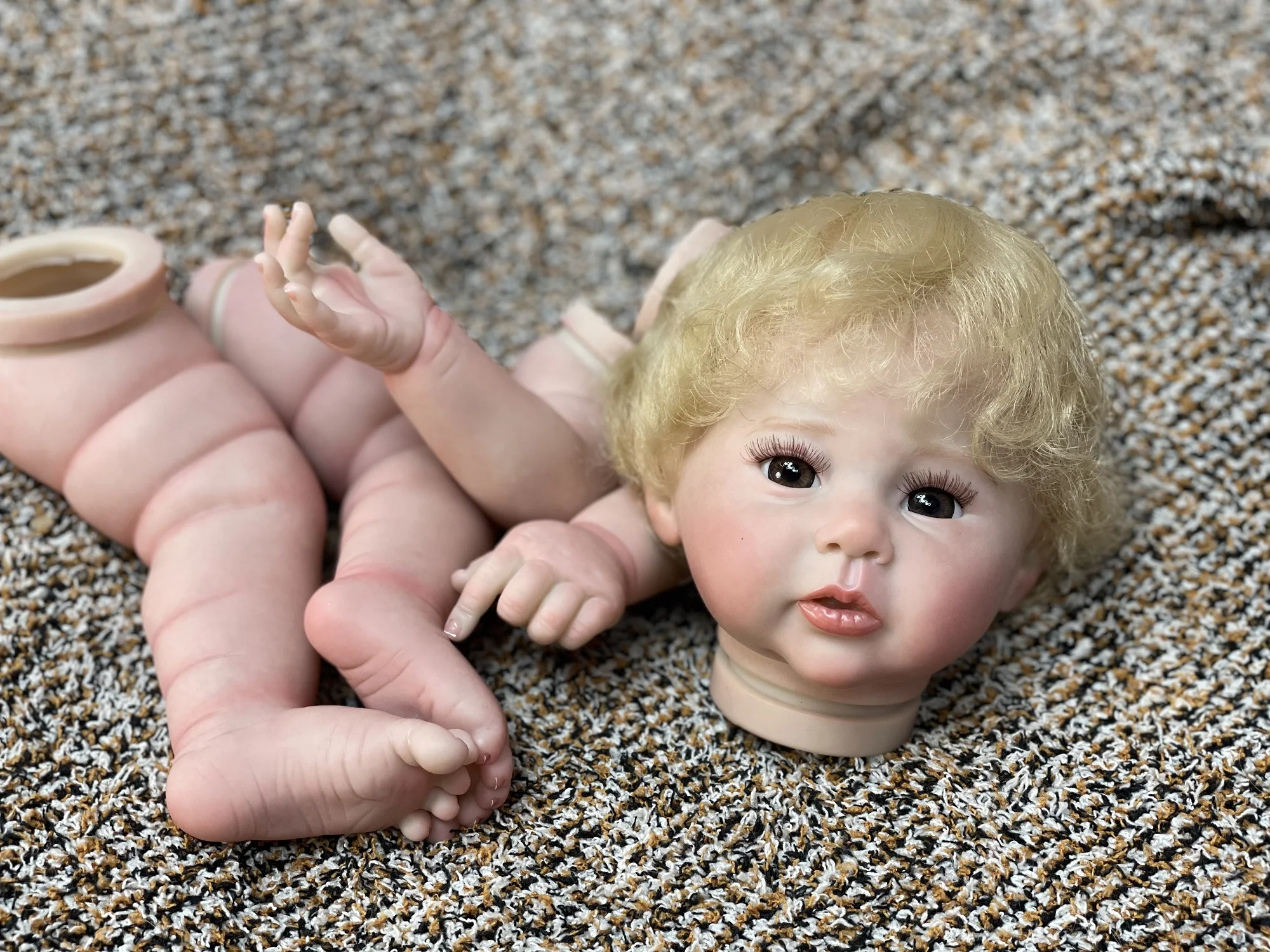 Kit de muñecas Reborn con ojos abiertos, 18-20 pulgadas, pelo enraizado, sin montar, piel pintada, venas visibles, hecho a mano