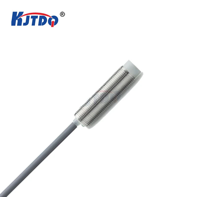 M18 Current Output Voltage Output PNP Analog Inductive Proximity Sensor 36V 22V 24V Metal shielded Sn 7mm