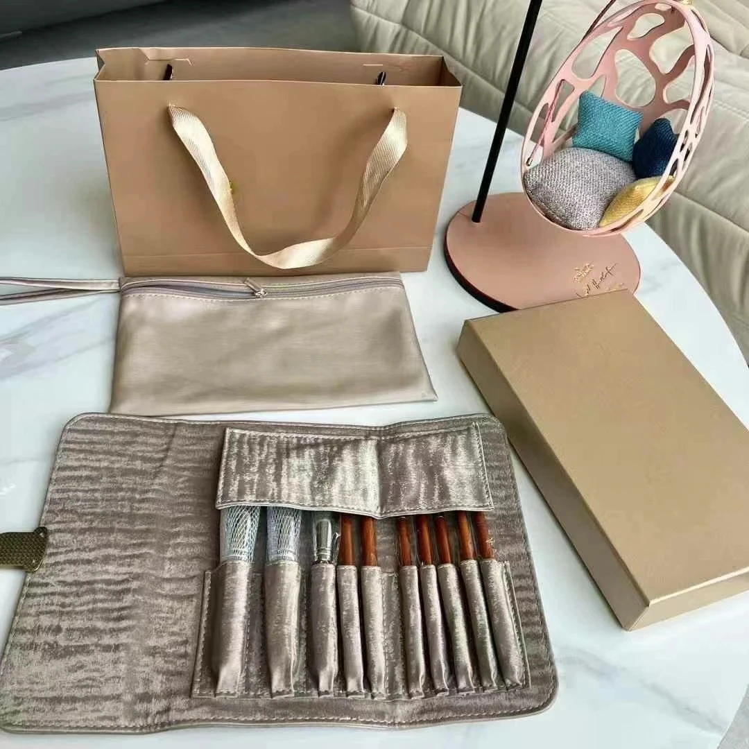 高級メイクブラシセット無垢材ハンドル、ウールブラシヘッドレザー収納袋ファンデーションブラシまつげカーラーアイシャドウブラシ