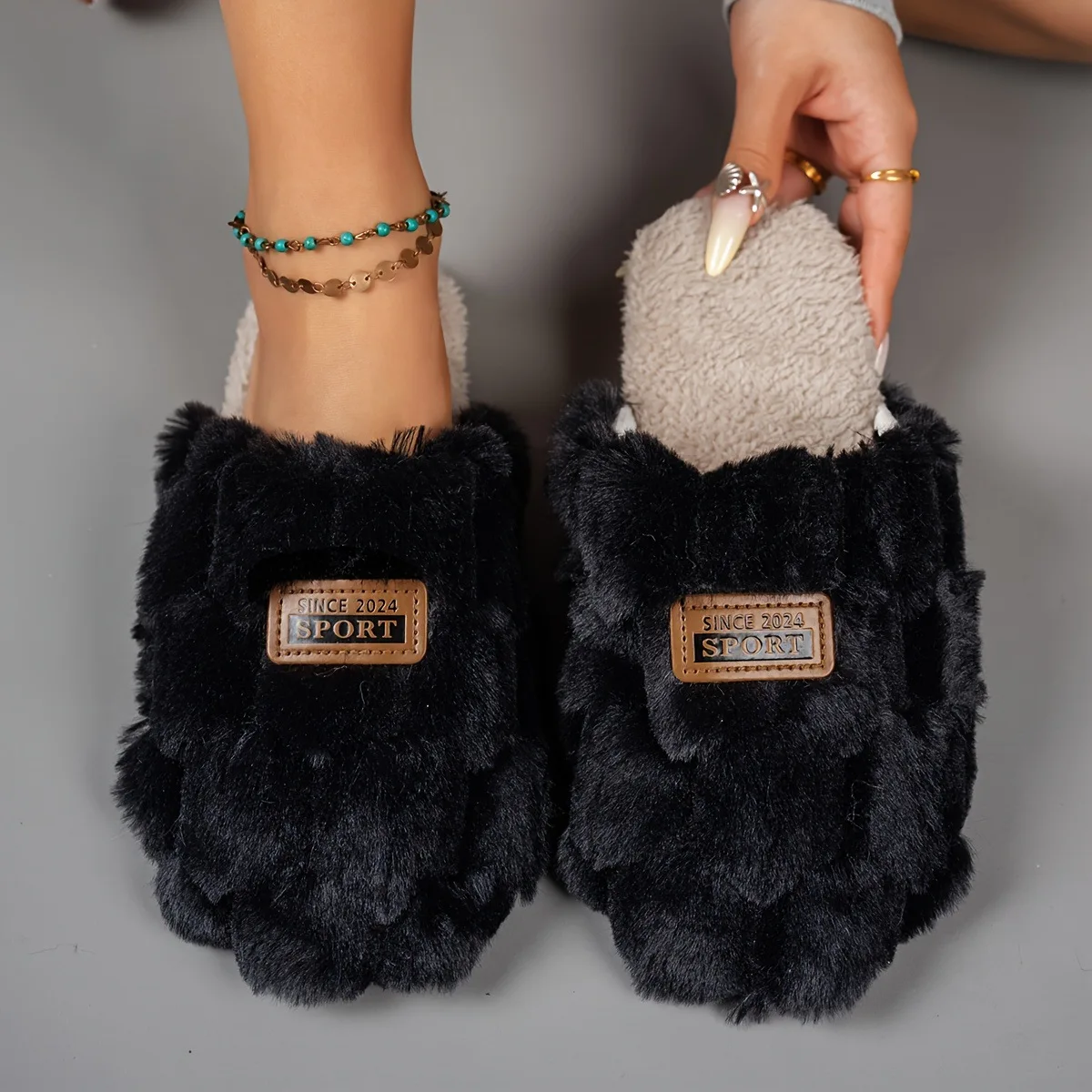 New Slippers for Women Fluffy Fur Plush House Shoes Ladies Bedroom Comfortable Slipper Home Flat Warm Slides Indoor Zapatos