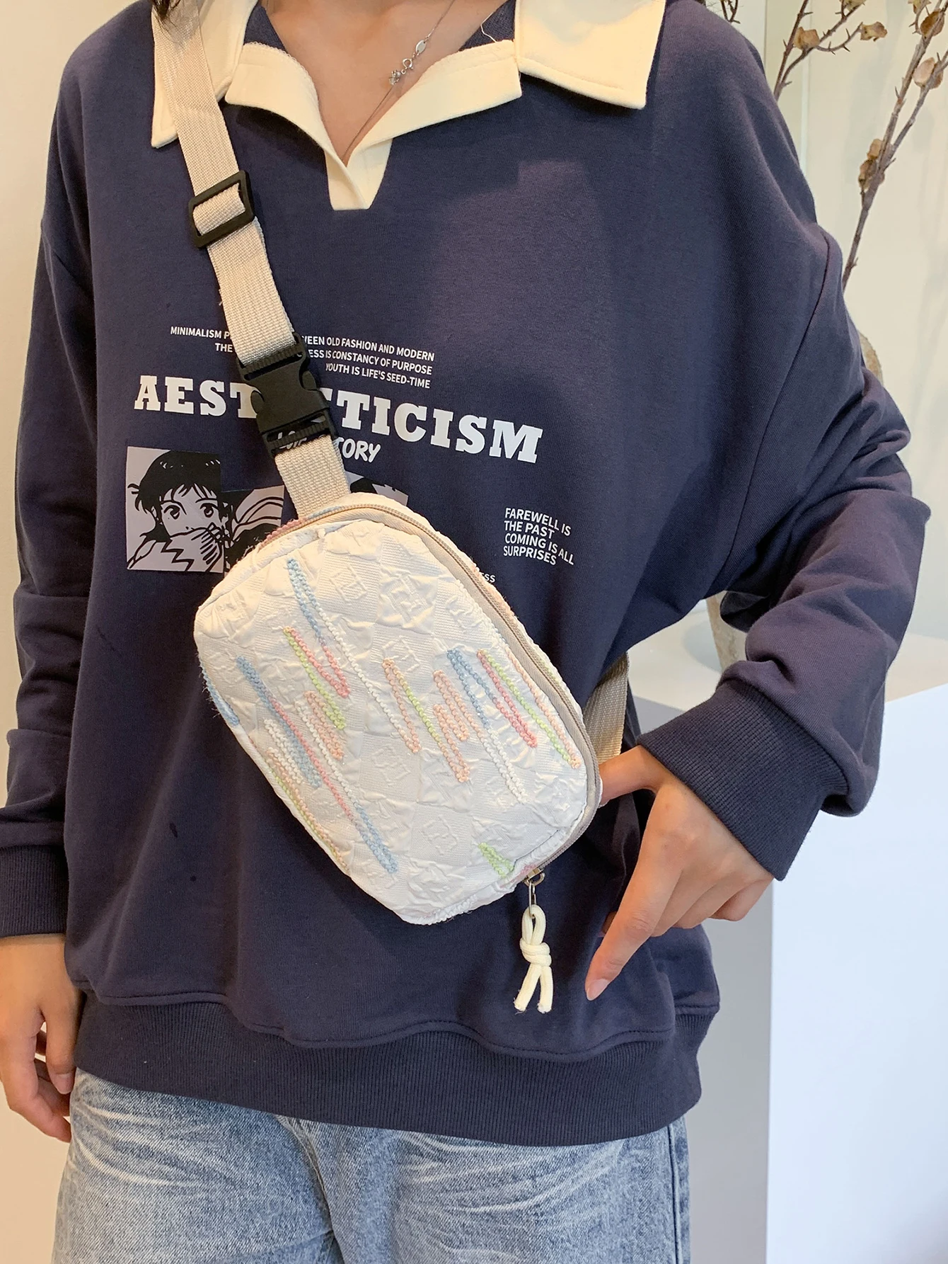 

Outdoor waist bag casual sports style waist bag girls crossbody shoulder bag fashion embroidered chest bag multi-functional mini mobile phone bag small bag women's trendy versatile waist bag ins style fashion embroidered thread shoulder crossbody bag casu