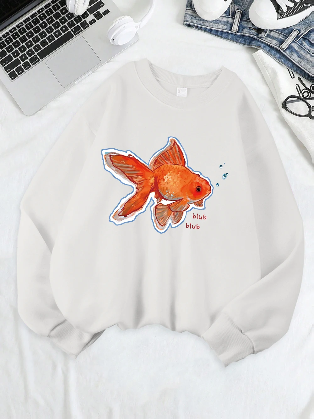 Goldfish Illustration Printing Sweatshirts Womens Fleece Warm Winter Hoodie Loose Casual Pullover Crewneck Soft Womans Clothes