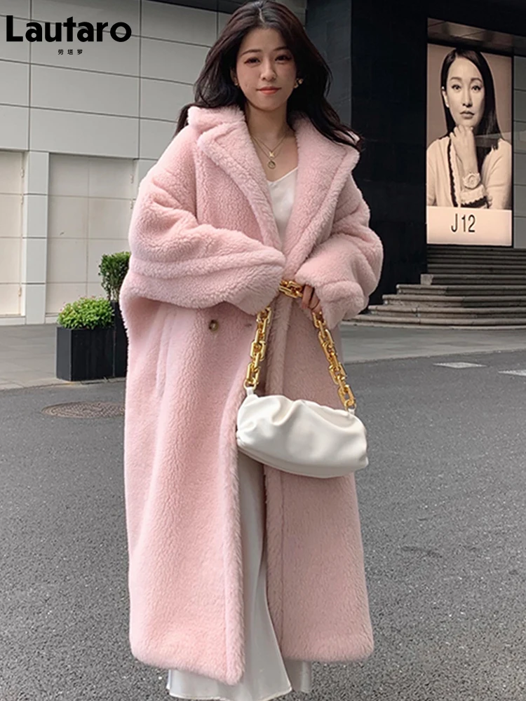 Lautaro Winter Oversized Lange Roze Dikke Warme Teddy Jas Vrouwen Double Breasted Losse Casual Stijlvolle Europese Faux Fur Overjas