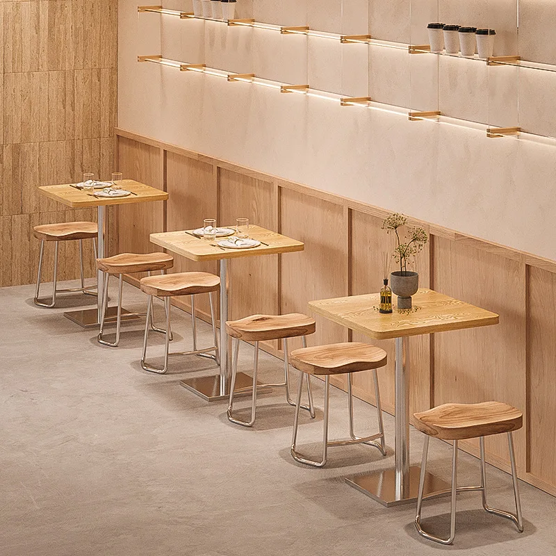 

Простой бревенчатый бар, мебель для общественного питания, чай с молоком, табурет для барбекю, бургер, малатанг, стол, набор стульев