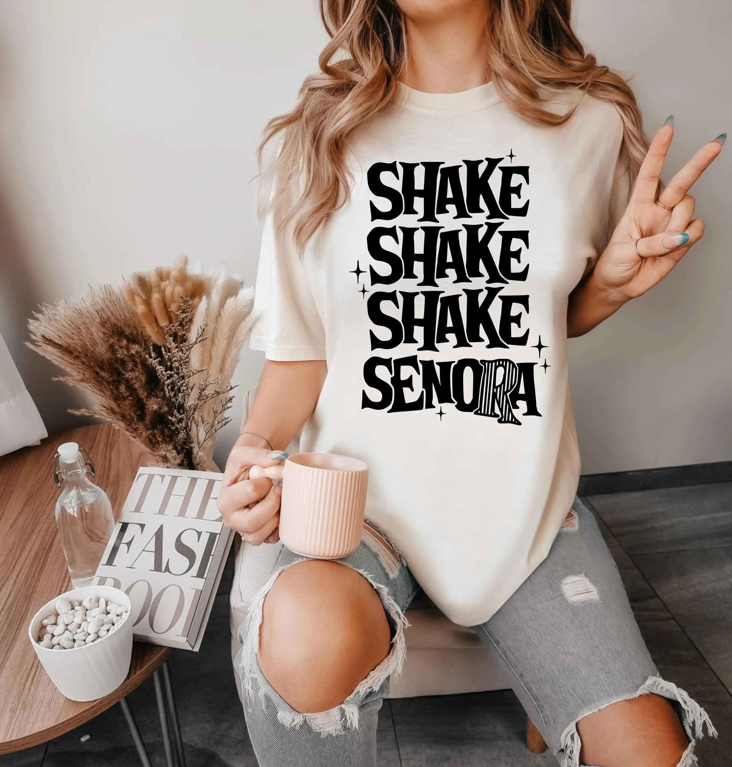 Comfort Colors Shake Senora T Shirt Funny Halloween Retro Women's Movie