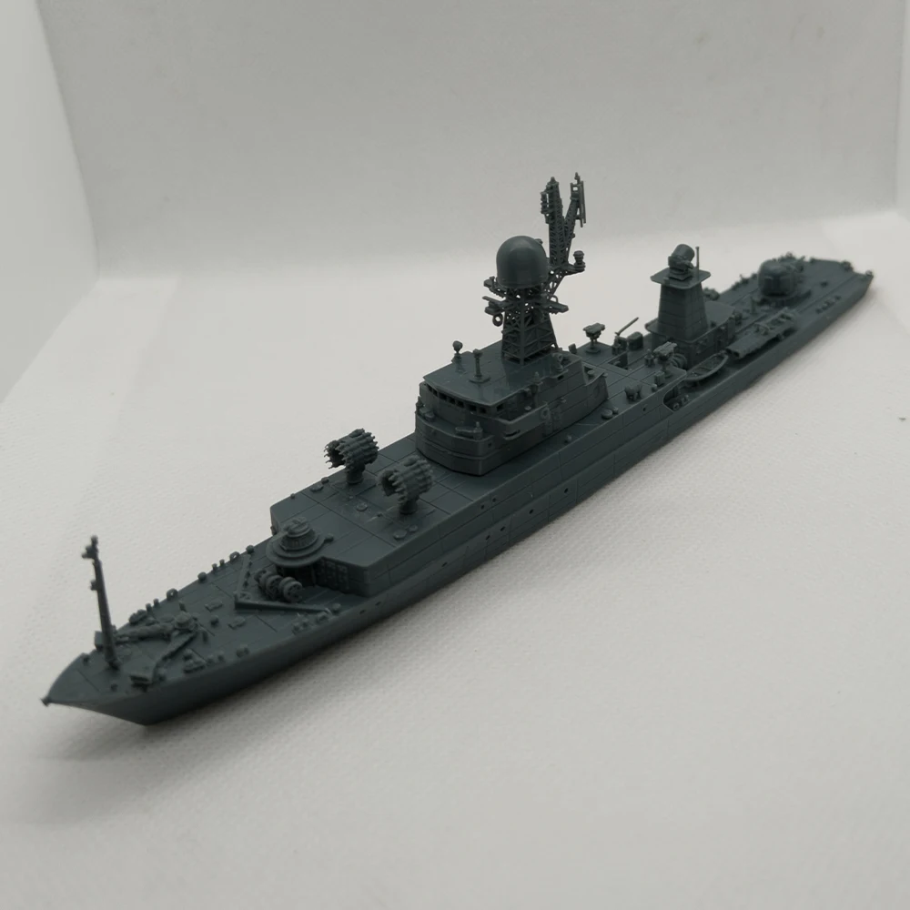 

SSMODEL SSC625 1/700 Комплект военной модели Советский 1331M Маленький антиподводный сосуд Полный корпус Миниатюрная статическая модель