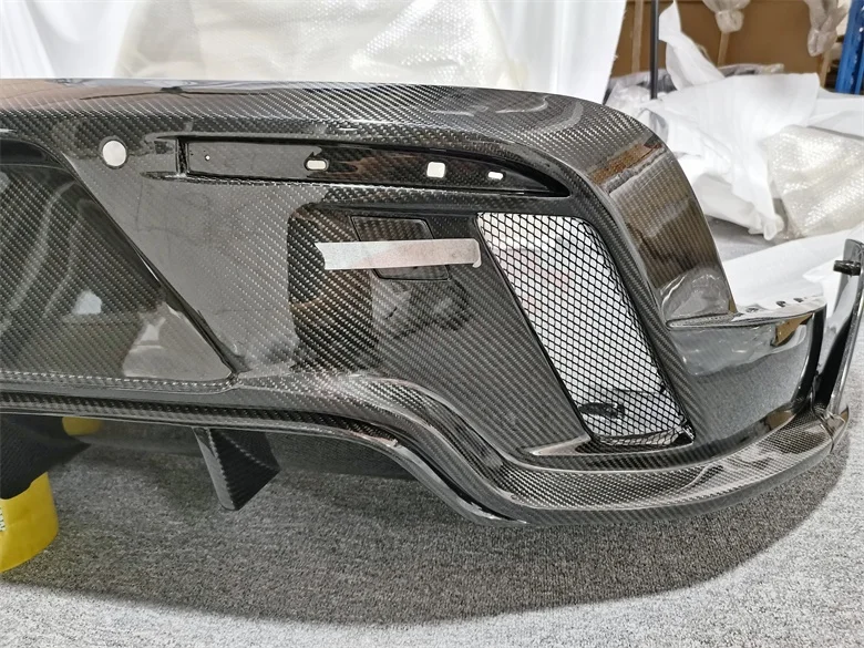 

High Quality M Style Dry Carbon Fiber rear diffuser rear lip for Porsche taycan body kit