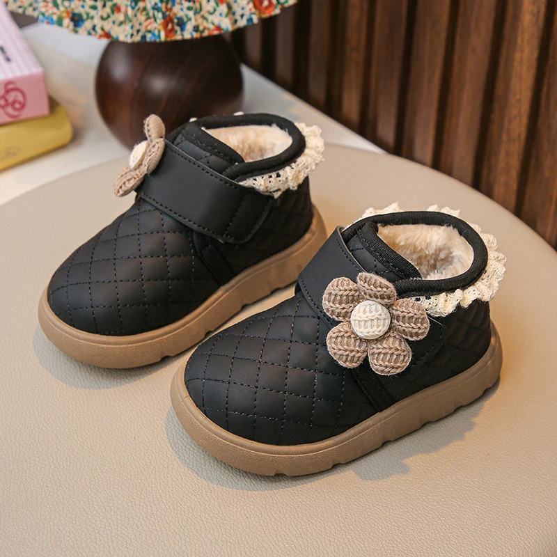 Girls Winter Snow Boots Appliques Furry Platform Leather Kids Short Boot Three Colors Flexiable Non-slip Warm Chic Children Boot