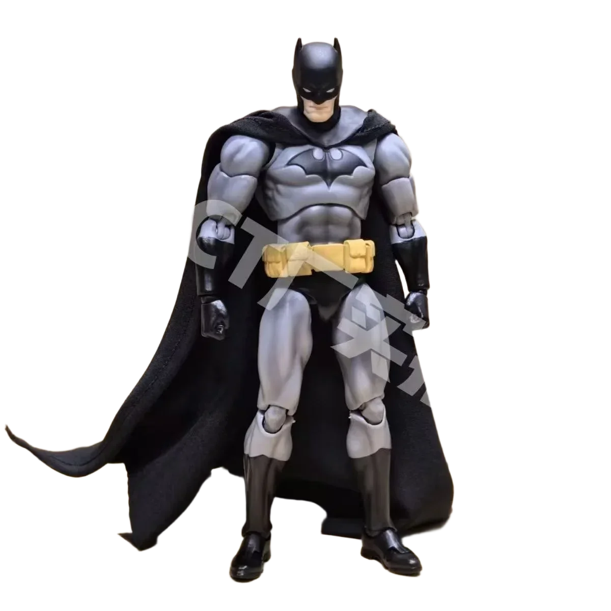 شخصية CT Toys Batman Mafex 126 - إصدار DC Justice League Hush Edition The Dark Knight #4