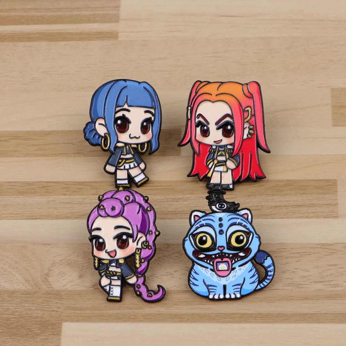 Niedliche Musik Anime Mädchen Metallabzeichen Emaille Pin Brosche für Kleidung Schmuck Anstecknadeln auf Taschen Rucksack Modeaccessoires