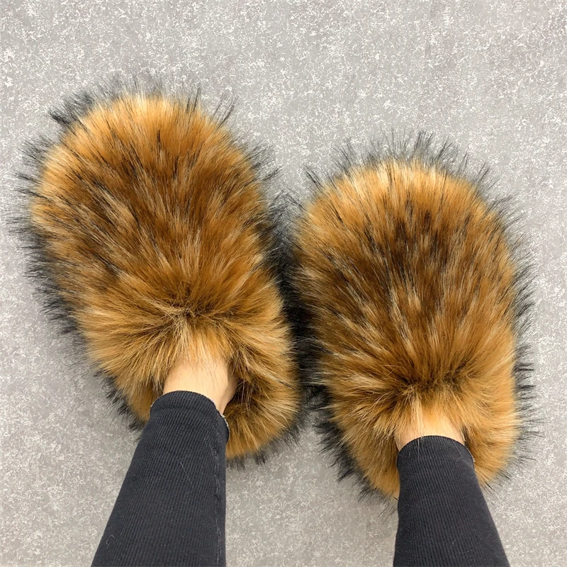 

Factory Price New Designer Real Tan Raccoon Fur Women Slides Slippers For Season With Customized Color