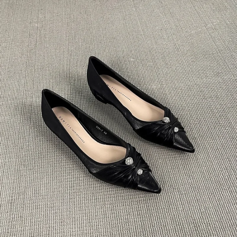 French Inside High and Low Top Shoes Women's New Pointed Toe Shallow Mouth Temperament Single Shoes view 5