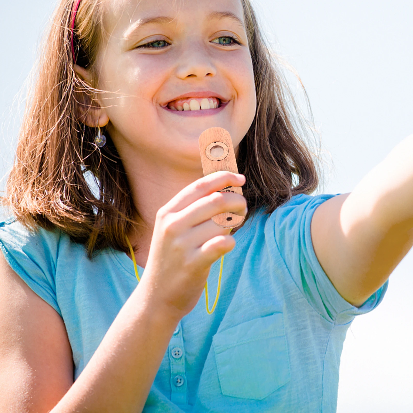 

Wooden Kazoo for Kids Musical Instruments Small Beginner Kazoos Practice Bulk Wood Material Easy to Play Gifts