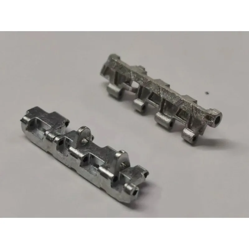 

Plastic Model Toy CHUANGZHENG MODEL CZ35007 R-Model 1/35 Tiger I LateType kirsite Metal Track