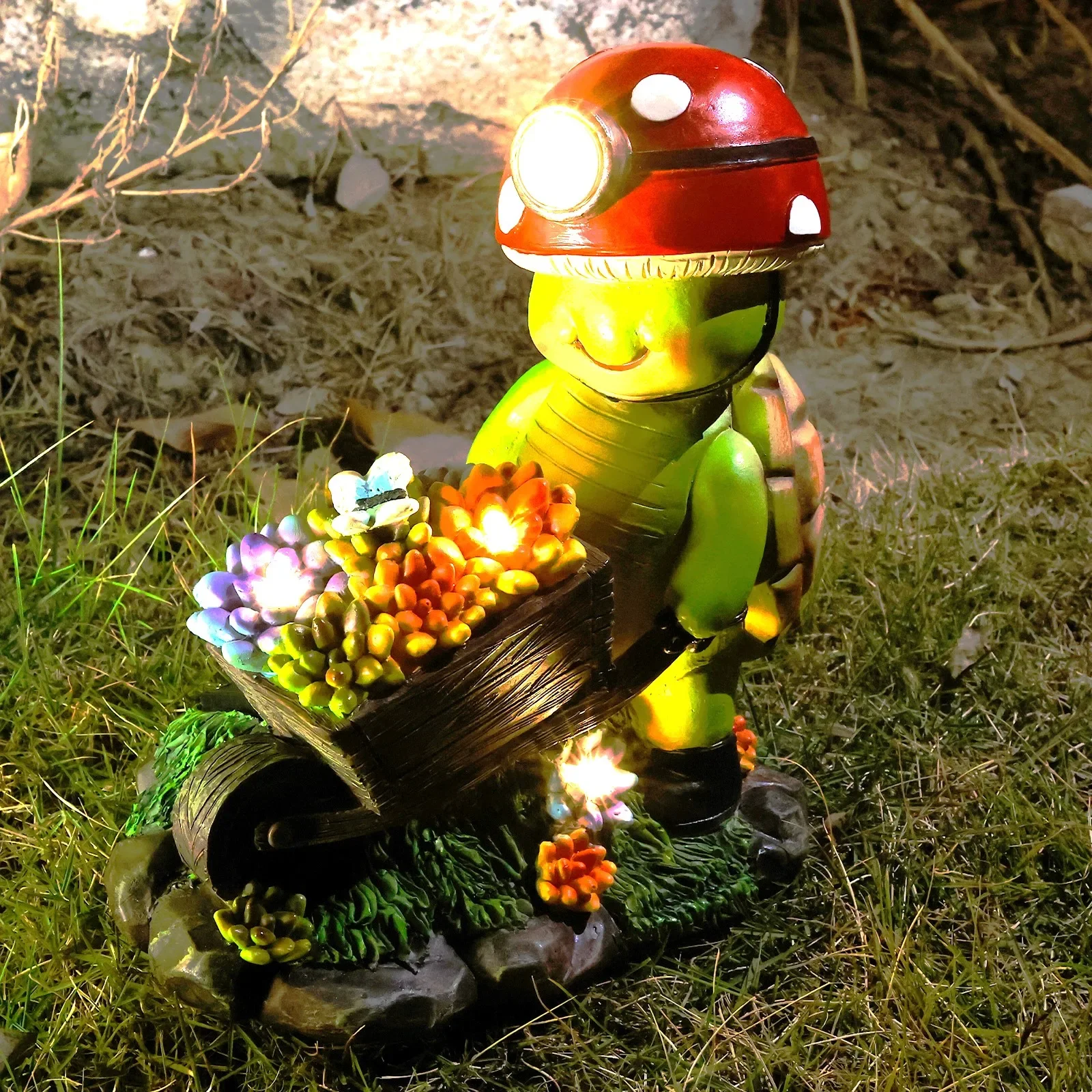 Solar Statue Garden Decor LED Light Resin Dwarf Bees Outdoor Patio Lawn Yard Figurine Lamps