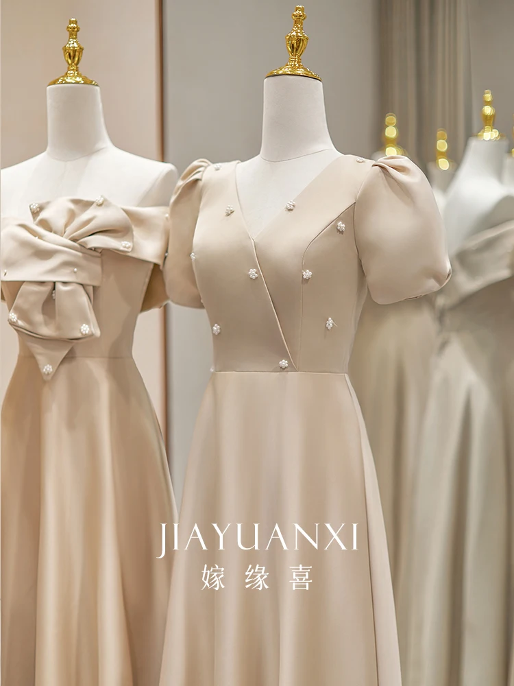 

Элегантная атласная юбка А-силуэта для подружек невесты от Dr. Faionable: простая, длинная, свадебная, с ощущением роскоши