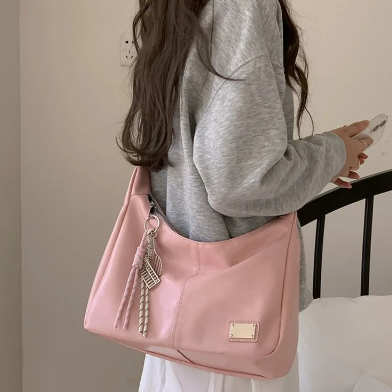 

Korean Pu Leather Shoulder Crossbody Bag for Women 2025 New Female Large Capacity Underarm Bag Simple Designer Ladies Handbag