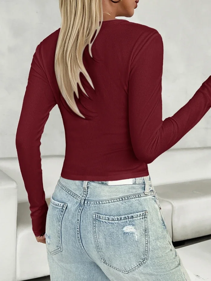 เสื้อยืดแบบสวมหัวเสื้อยืดลำลองคอวีสีพื้นทรงสลิมฟิตเซ็กซี่หรูหราสำหรับ2024ฤดูใบไม้ร่วง