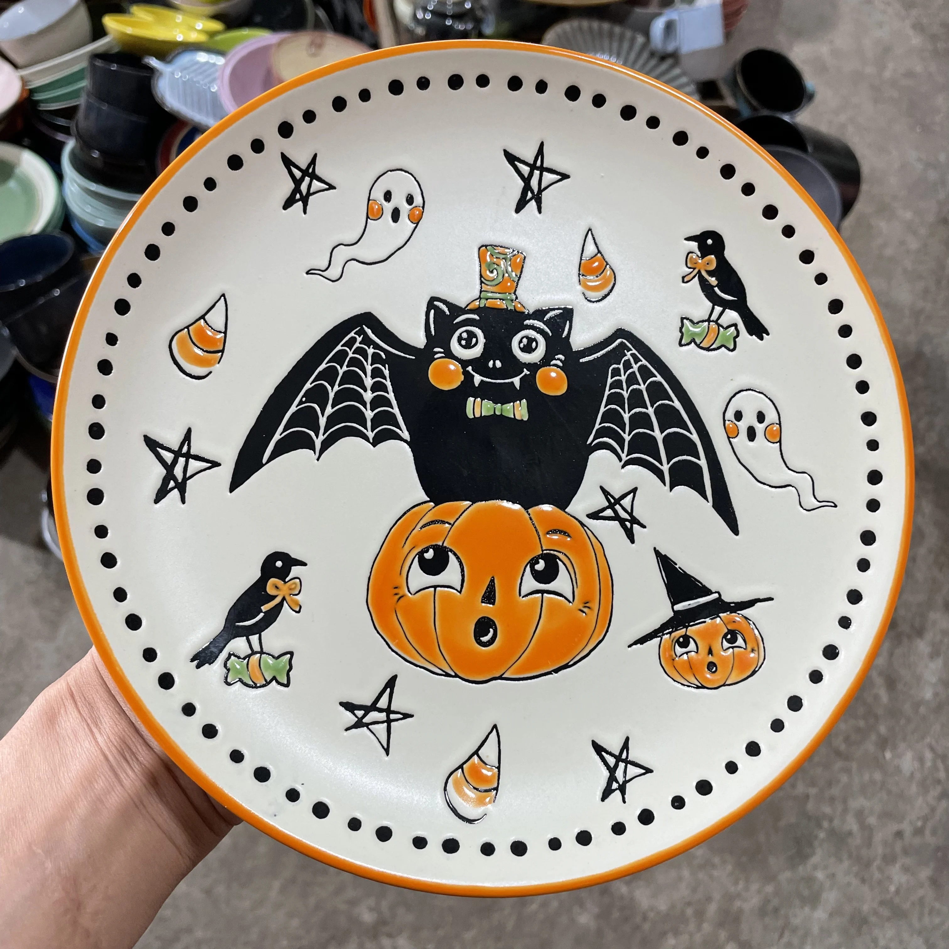 

Matte Embossed Hand Painted Pumpkin Bat Halloween Node Point Round Plate 8.5 Inch New Ceramic китайская посуда