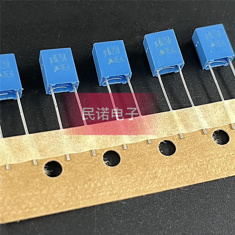 

100PCS/Spot corrected thin film capacitor 250V 0.1UF 250V 104 100NF pin pitch 5mm