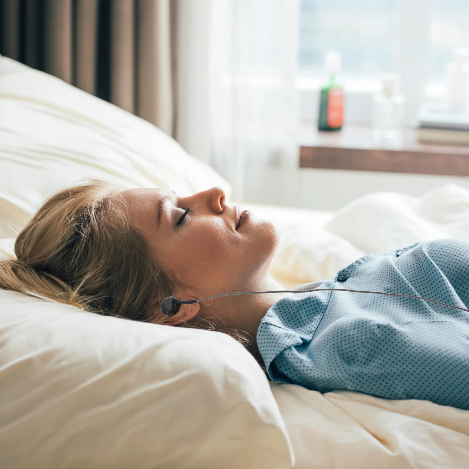 

Wired in-Ear Sleeping Earbuds with 3.5mm Jack Silicone Ear Tips for Comfort Noise Reduction Calling Music Playback Black